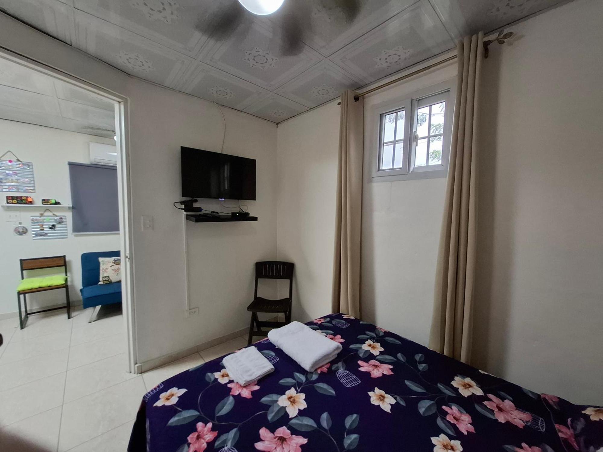 Lilia House 15 Minutos Aeropuerto Apartment Panama City Room photo